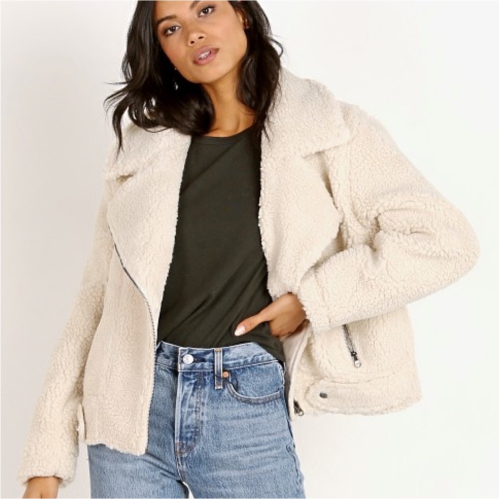 ASTR • Brooklyn Sherpa Ivory Moto Jacket - Picture 3 of 6